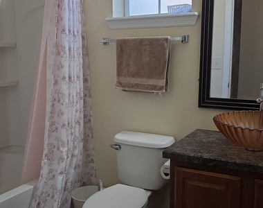 2919 Bent Bow Lane - Photo Thumbnail 9
