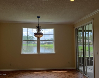 2919 Bent Bow Lane - Photo Thumbnail 5