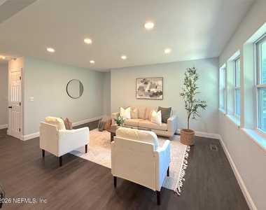 10135 Lake View Road W - Photo Thumbnail 8
