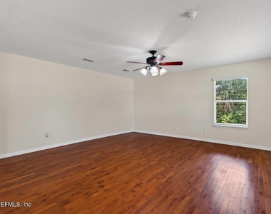 111 Commonwealth Avenue - Photo Thumbnail 13