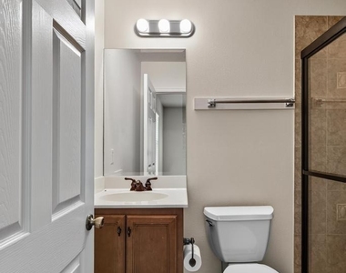 111 Commonwealth Avenue - Photo Thumbnail 33