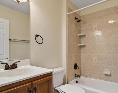 111 Commonwealth Avenue - Photo Thumbnail 24