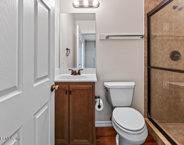 111 Commonwealth Avenue - Photo Thumbnail 32