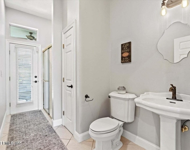 3826 Reedpond Drive N - Photo Thumbnail 21