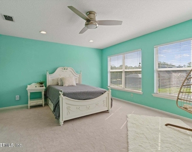 3826 Reedpond Drive N - Photo Thumbnail 38