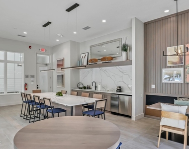 412 Dalton Mill Drive - Photo Thumbnail 17