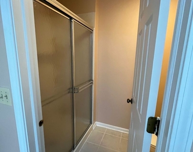 4891 Turnberry Drive - Photo Thumbnail 12
