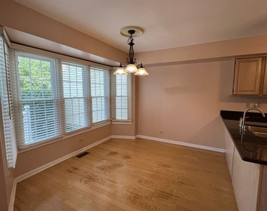 4891 Turnberry Drive - Photo Thumbnail 3