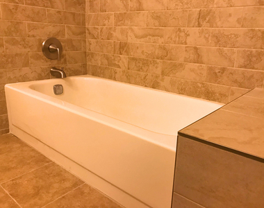1602 Vermont Drive - Photo Thumbnail 12