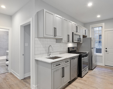 6948 N Wolcott Avenue - Photo Thumbnail 3