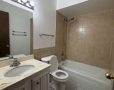 4549 Forest Avenue - Photo Thumbnail 7