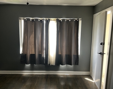 5623 S Hermitage Avenue - Photo Thumbnail 5