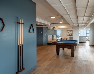 5815 N Sheridan Road - Photo Thumbnail 8