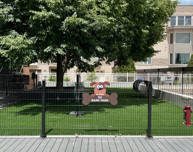5815 N Sheridan Road - Photo Thumbnail 10