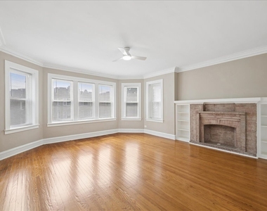 7730 S Essex Avenue - Photo Thumbnail 1