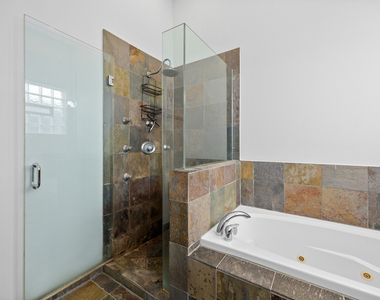 919 N Hermitage Avenue - Photo Thumbnail 10