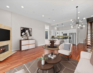 919 N Hermitage Avenue - Photo Thumbnail 2