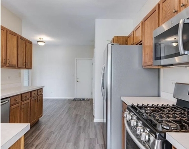 1 S Oakhurst Drive - Photo Thumbnail 7