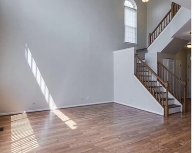 1 S Oakhurst Drive - Photo Thumbnail 3