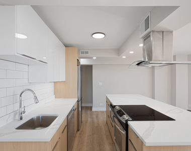 6166 N Sheridan Road - Photo Thumbnail 4