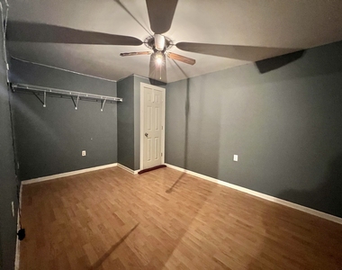 1172 Rose Drive - Photo Thumbnail 16