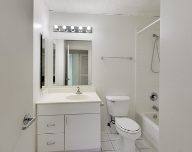 3115 S Michigan Avenue - Photo Thumbnail 21