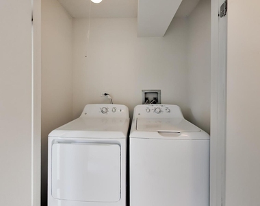 3115 S Michigan Avenue - Photo Thumbnail 22