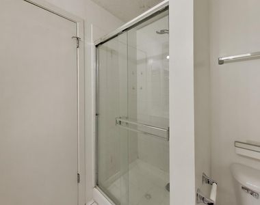 3115 S Michigan Avenue - Photo Thumbnail 16