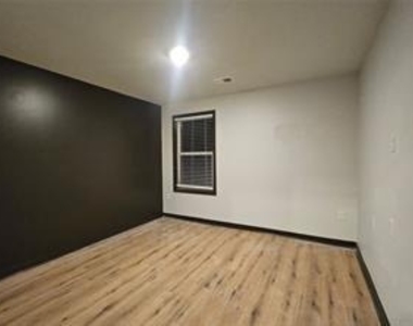 3314 Stonewall Lane - Photo Thumbnail 22