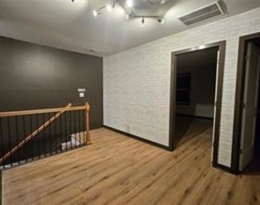 3314 Stonewall Lane - Photo Thumbnail 10