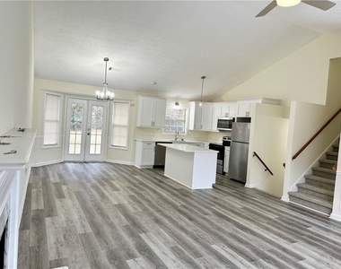 60 Bacchus Drive - Photo Thumbnail 2