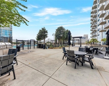 400 W Peachtree Street Nw - Photo Thumbnail 24