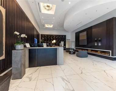 400 W Peachtree Street Nw - Photo Thumbnail 18
