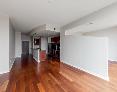 400 W Peachtree Street Nw - Photo Thumbnail 4