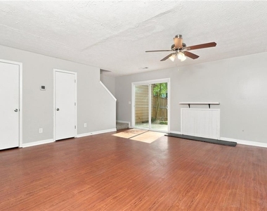 3606 Main Station Drive Sw - Photo Thumbnail 6