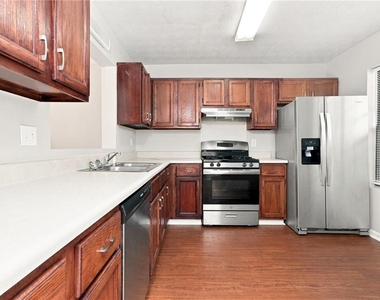 3606 Main Station Drive Sw - Photo Thumbnail 4