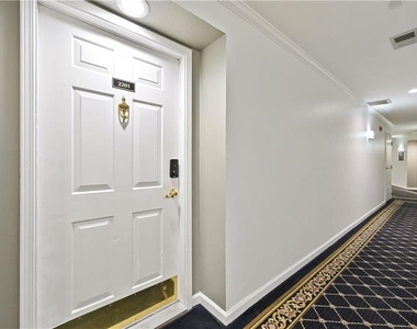 2201 Pine Heights Drive Ne - Photo Thumbnail 7