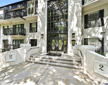 2201 Pine Heights Drive Ne - Photo Thumbnail 4