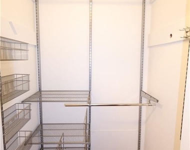 2953 Evans Woods Drive - Photo Thumbnail 13