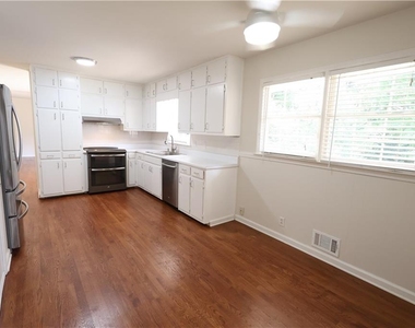 2953 Evans Woods Drive - Photo Thumbnail 1