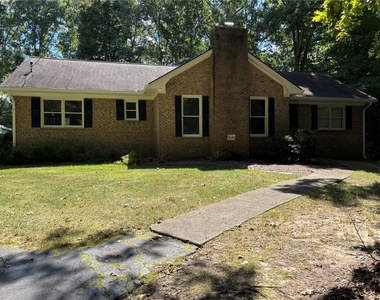 674 Clarke Trail - Photo Thumbnail 3