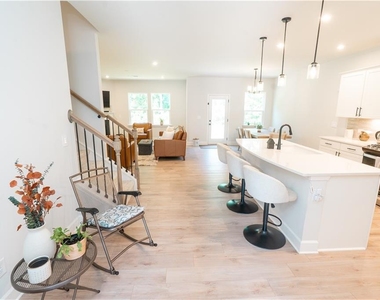 1376 Maston Road - Photo Thumbnail 11