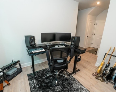1376 Maston Road - Photo Thumbnail 9