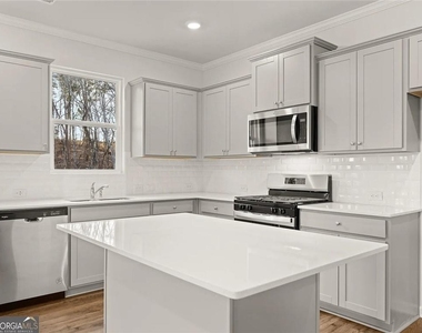 4051 Peregrine Way - Photo Thumbnail 7