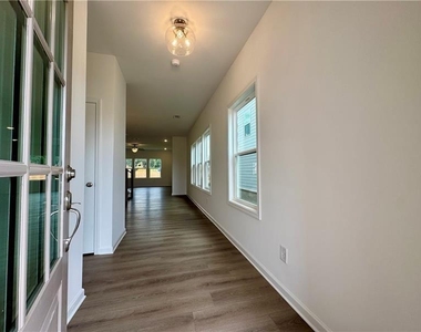 5441 Hargrove Way - Photo Thumbnail 2
