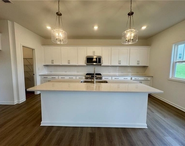 5441 Hargrove Way - Photo Thumbnail 4