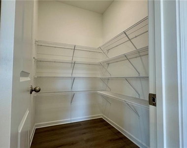 5441 Hargrove Way - Photo Thumbnail 6