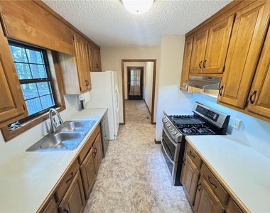 4120 Heard Industrial Boulevard - Photo Thumbnail 9