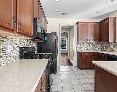 3968 Lake Ruby Lane - Photo Thumbnail 6