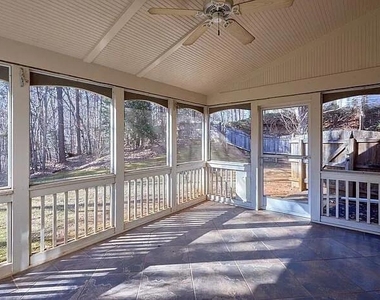 3968 Lake Ruby Lane - Photo Thumbnail 28
